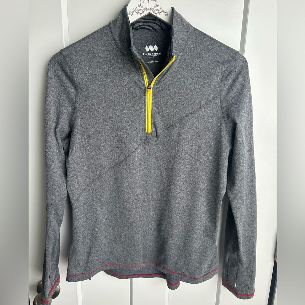 Janji L Quarter Zip Pullover Top Running Workout Performance Wear Athletic Yoga